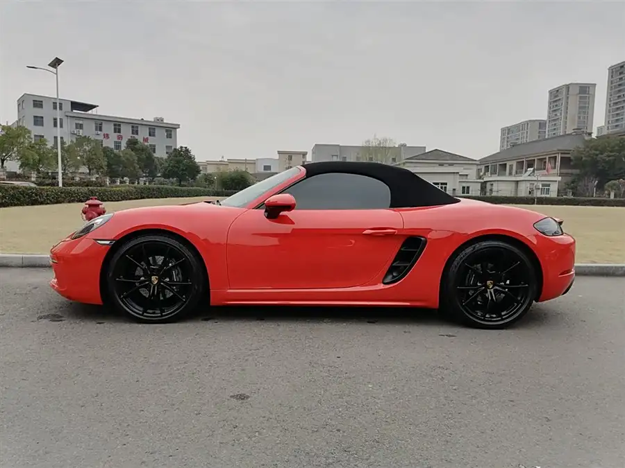 Porsche 718 2022 Boxster 2.0T