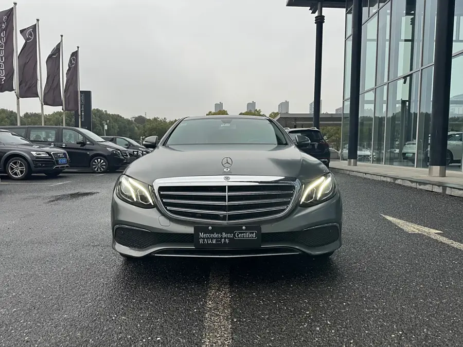 Mercedes-Benz E-Class 2019 E 300 L Fashion Model